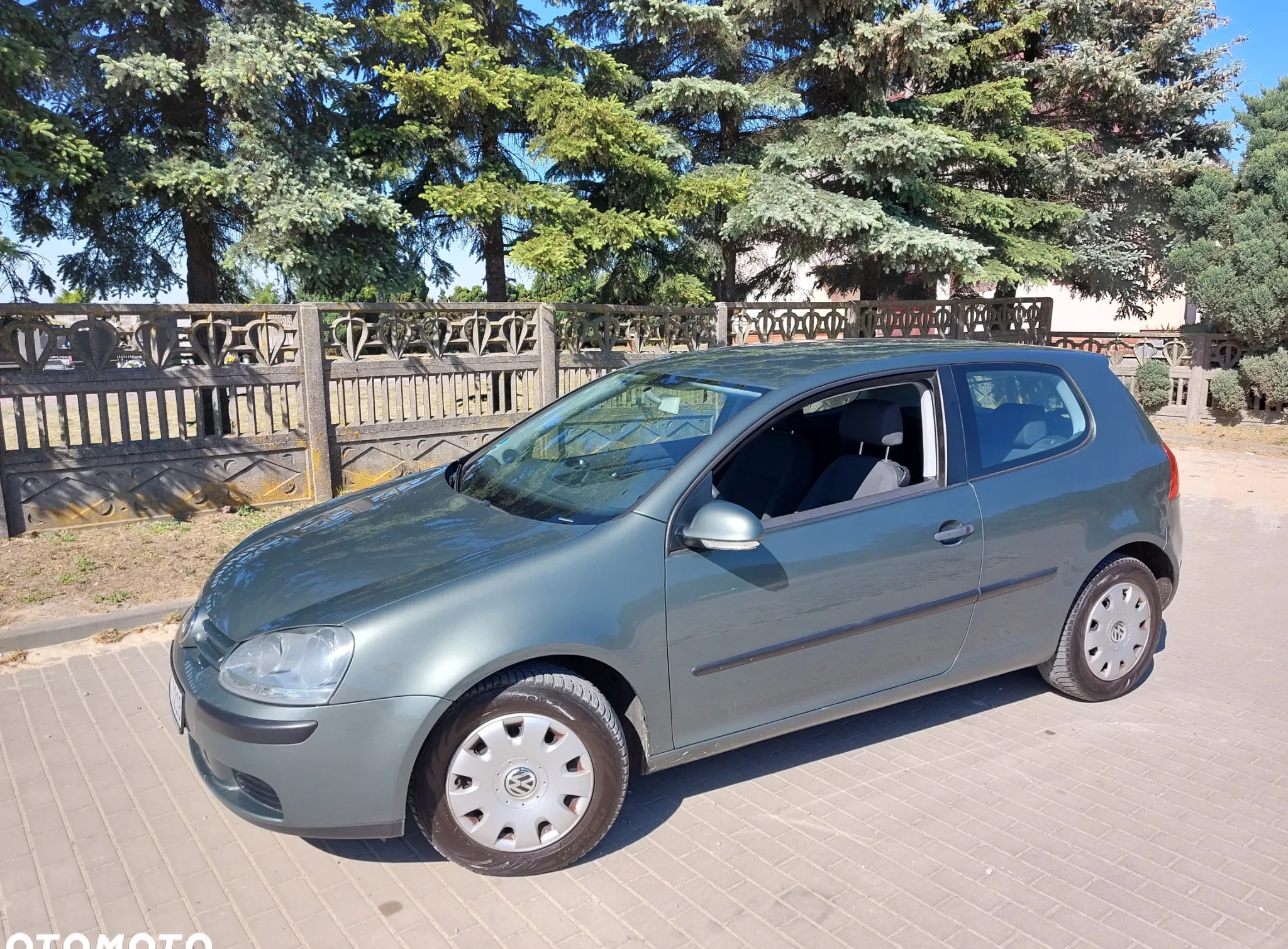 Volkswagen Golf cena 9900 przebieg: 199000, rok produkcji 2004 z Płońsk małe 326